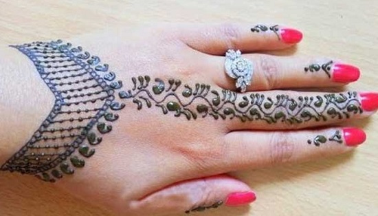 20 Beautiful Bracelet Mehendi Designs For Wedding Parties And Festivals 