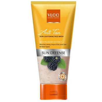 VLCC Anti Tan Lightening Face wash