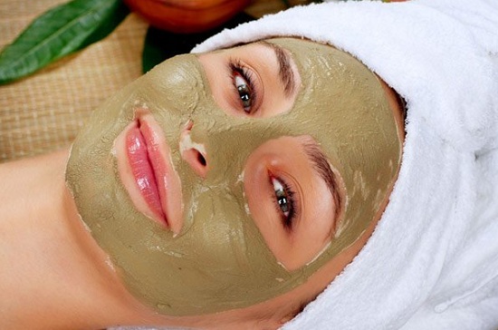 Effective Home Remedies to treat oily skin face packs