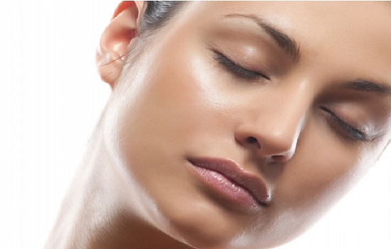 Effective Home Remedies to treat oily skin