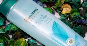 Himalaya Refreshing and Clarifying Toner Review, Price, How to use it
