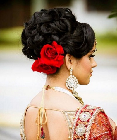 10 Indian Bridal hairstyles for Weddings, Cocktail and Reception