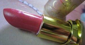 Lotus Herbals Pure Color Lipstick Carnation Review price shades