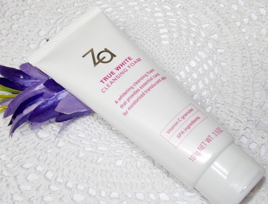 Za True White Cleansing Foam face wash review price