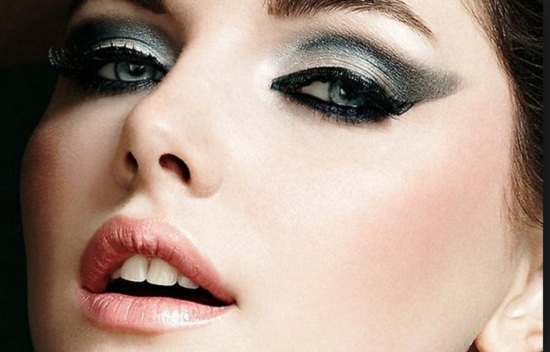 How to keep your makeup smudge free all day long primers