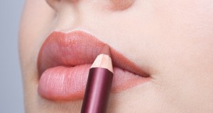 how to apply lip liner perfectly