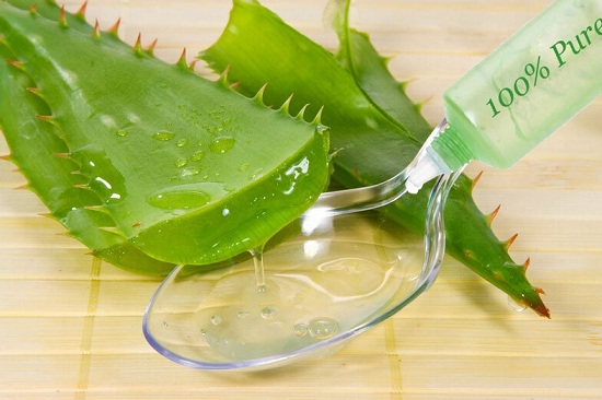 ayurvedic methods for skin whitehing at home with aloe vera