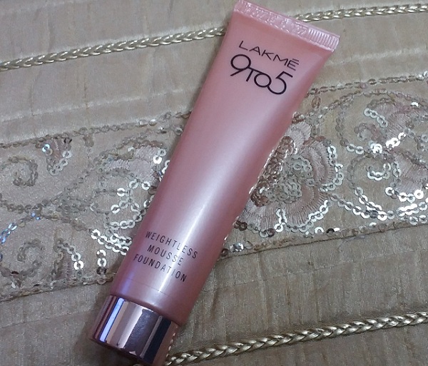 lakme weightless mousse foundation beige vanilla review