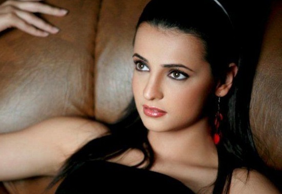 Sanaya Irani Beauty Secrets, Diet and Fitness tips 7