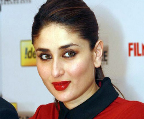 bollywood actresses in red lipstick kareena