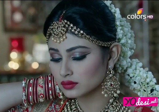 Mouni Roy Beauty Secrets, Diet and Fitness Tips 13