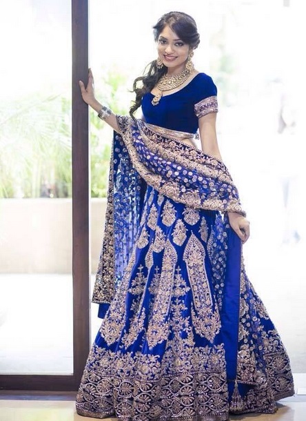 lehenga as per the body type 44