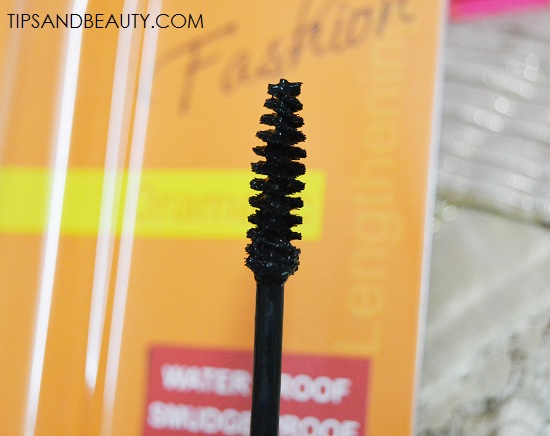 Blue heaven mascara review 5