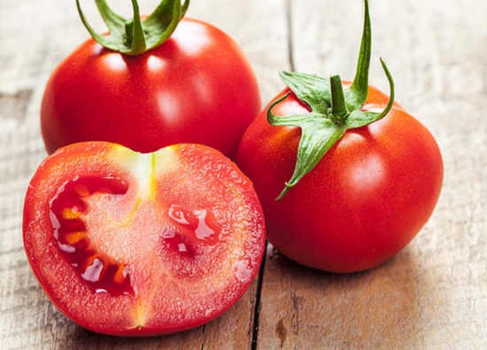 Best Vegetable Pack for Glowing Skin tomato