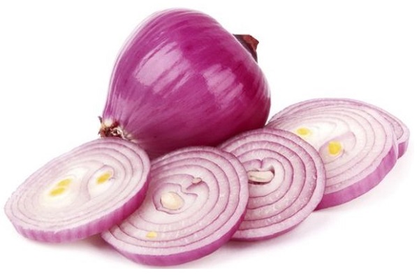 Hair Growth Treatment with onions