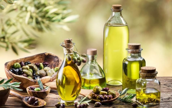 Olive oil and rosemary oil for hair growth