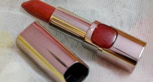 L’Oreal Paris Moist Matte Lipstick in Blaze of Red