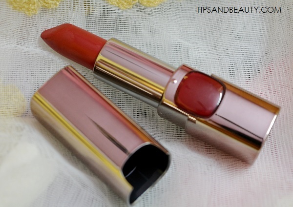 L’Oreal Paris Moist Matte Lipstick in Blaze of Red