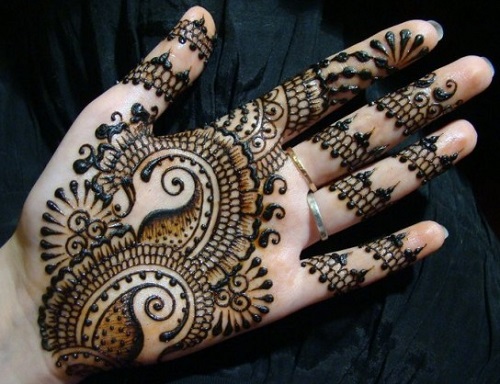 Unique Arabic Mehndi Design for Rakhi