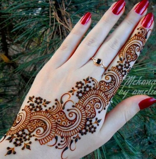 Simple Arabic Mehndi Design Backhand