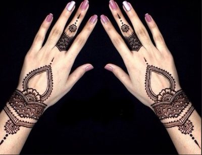 Laced Bracelet Mehndi with Ring