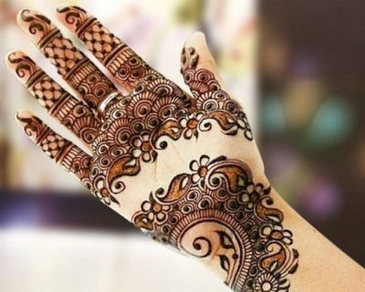 Dainty Paisleys Floral Henna Design for Hands