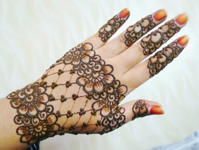 Gulf Flower Mehndi Design