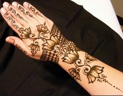 Lotus Flower mehndi Design for Eid