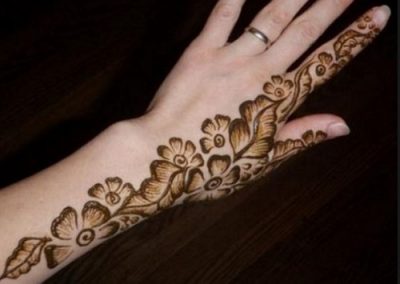 Single Line Floral Design Mehndi