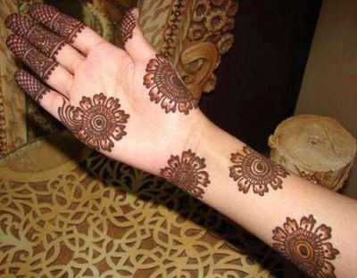 Gulf Tikki Style Arabic Floral Mehndi Designs 