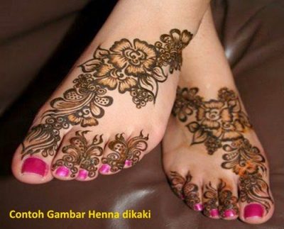 Flower Feet Henna art