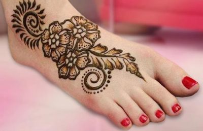 Feet Floral Henna For Small Girls