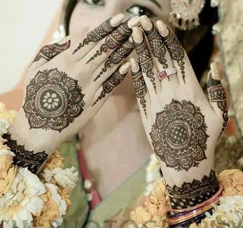 50 Latest Floral Mehendi Designs for Hands, Arms and Feet