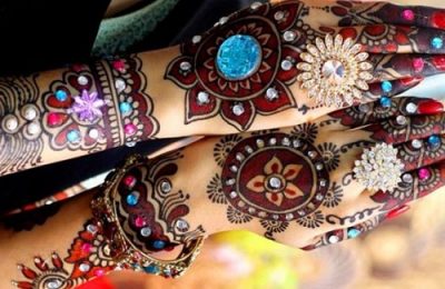 Glitter and stone studded mehndi