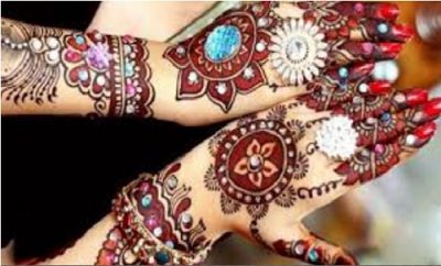 Luxurious Bridal Glitter Mehndi Design