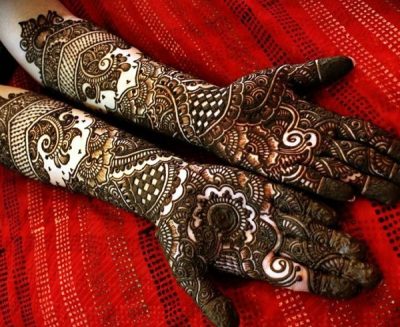 Rich Peacock Bridal Mehndi Design 