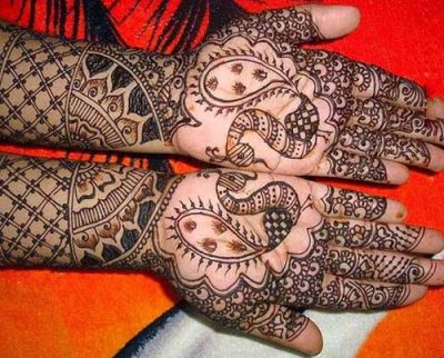 Bridal mehndi with Mor Design for Full Hands