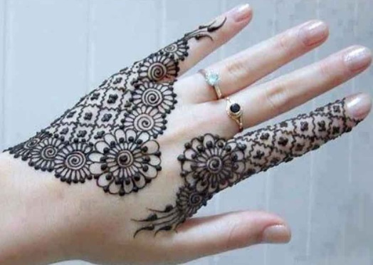 single line mehendi designs