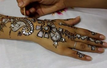 Stone and Glitter mehendi design