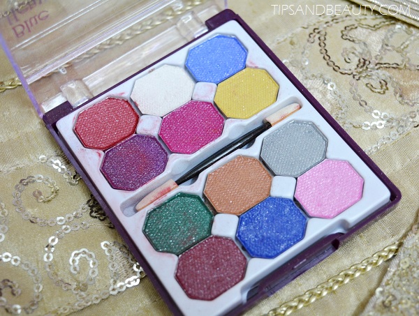 Blue Heaven 12x1 Fashion Eye Shadow Review 7