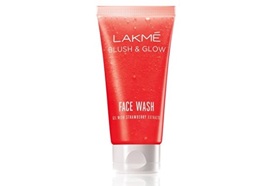 lakme Clean Up Strawberry Face Wash