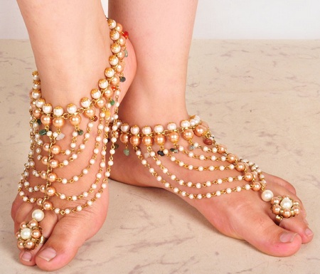 Pearl anklets