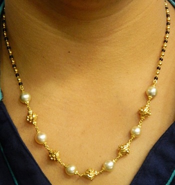 gold and pearl mangalsutra