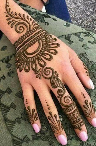 Circles and floral mehndi design