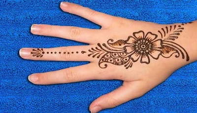 backhand flower gujarati mehndi design