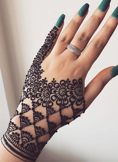 crochet simple mehndi design