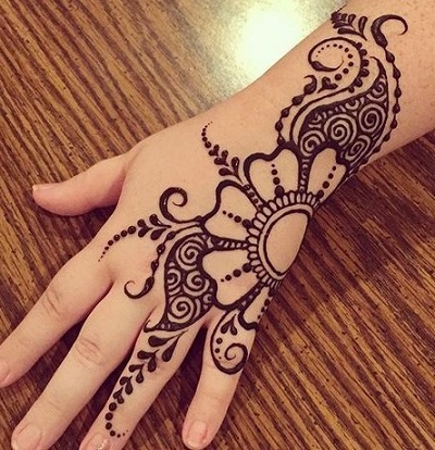 easy mehndi flower design for hands