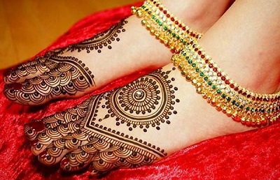 simple and easy mehndi for brides