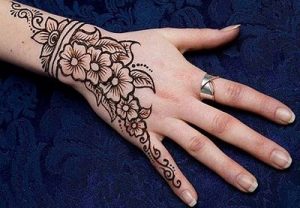 Latest 100 Simple and Easy Mehndi Design (2021) For Beginners and Learners