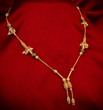 Beautiful gold Mangalsutra for Festive look